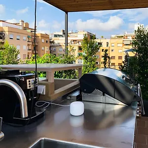 Incredible 2br Penthouse With Urban Rooftop Garden Apartment