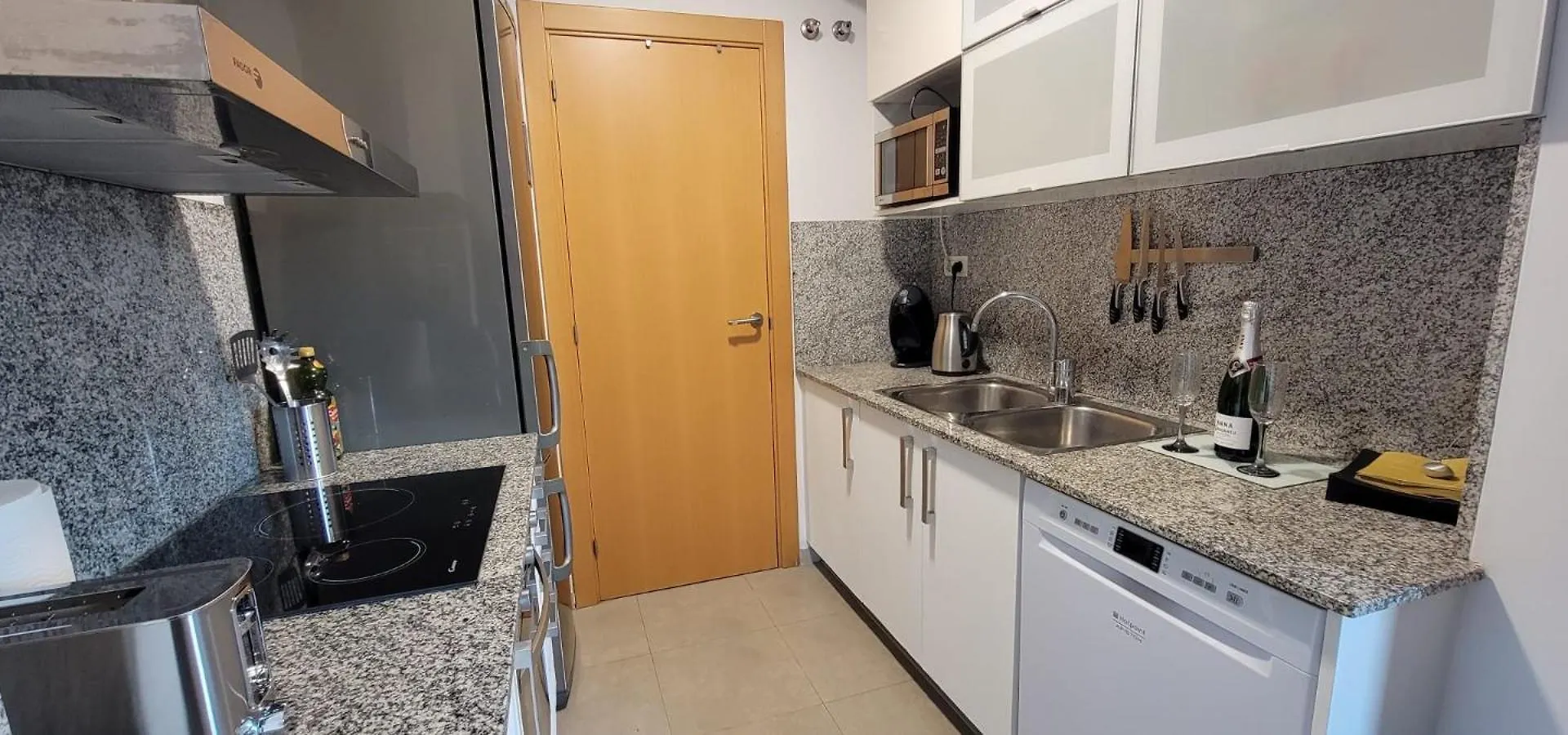 Apartment Magnifica Isla De La Playa Forum Y Ccib Sant Adria de Besos Spain