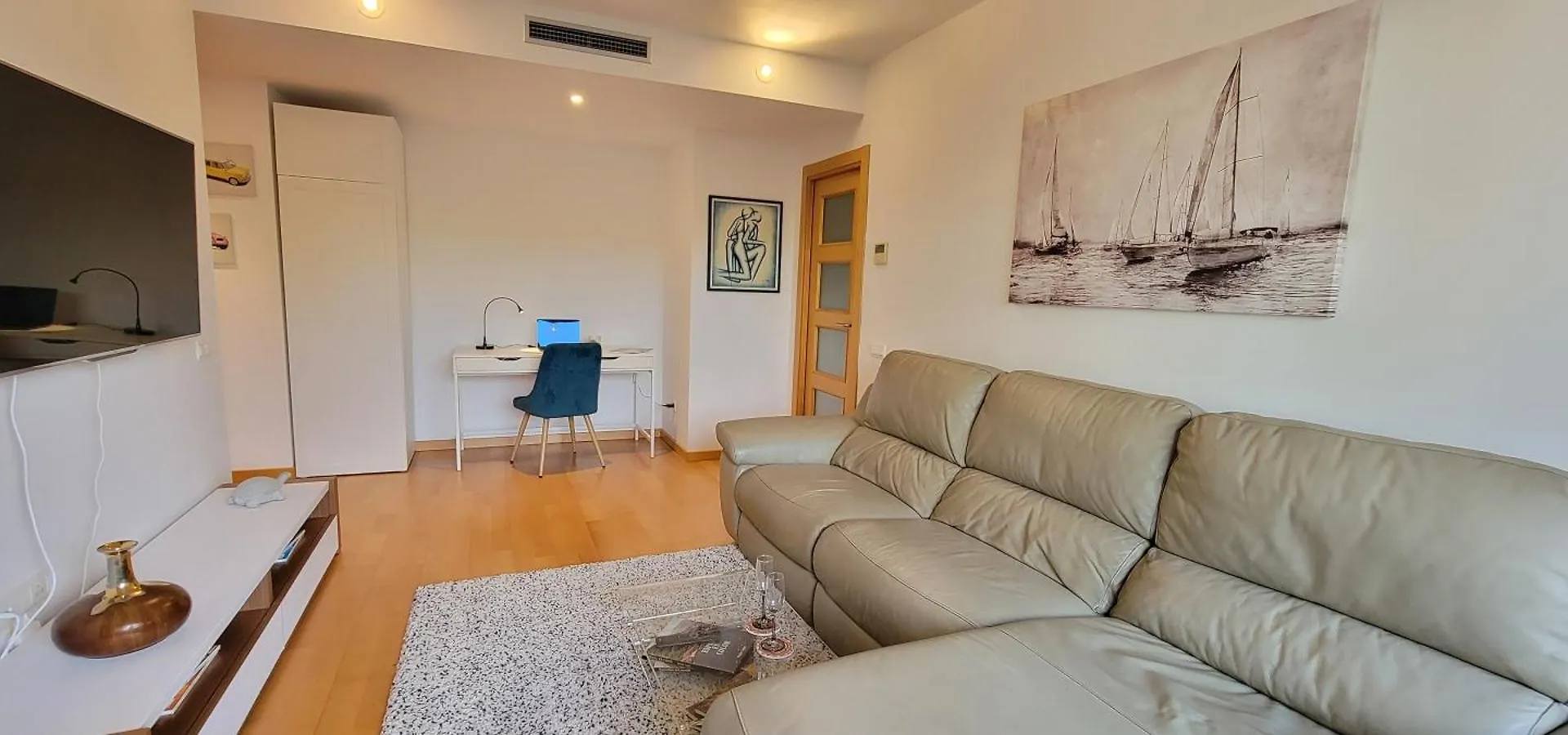 Magnifica Isla De La Playa Forum Y Ccib Sant Adria de Besos Apartment